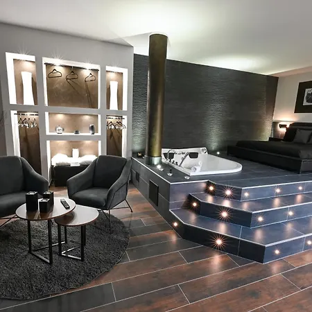 Suite 115 - Luxury Rooms Capoterra Extérieur photo