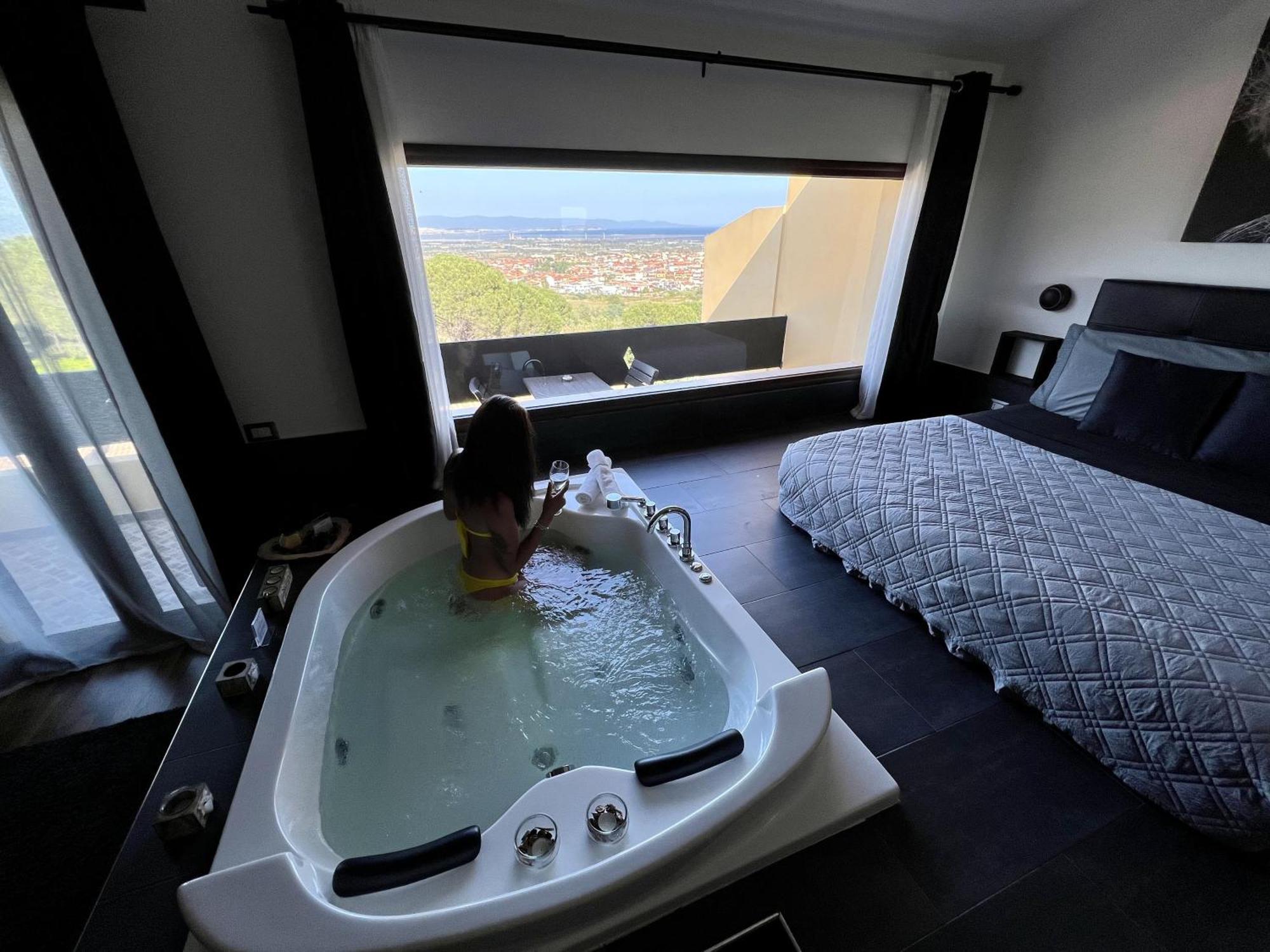 115 - Luxury Apartment *
